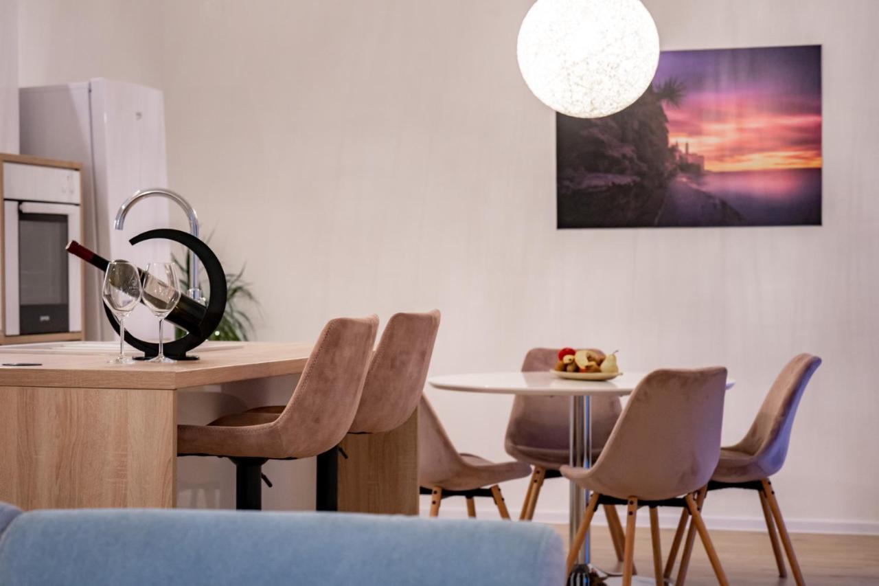 Grguric Apartments Palit Dış mekan fotoğraf
