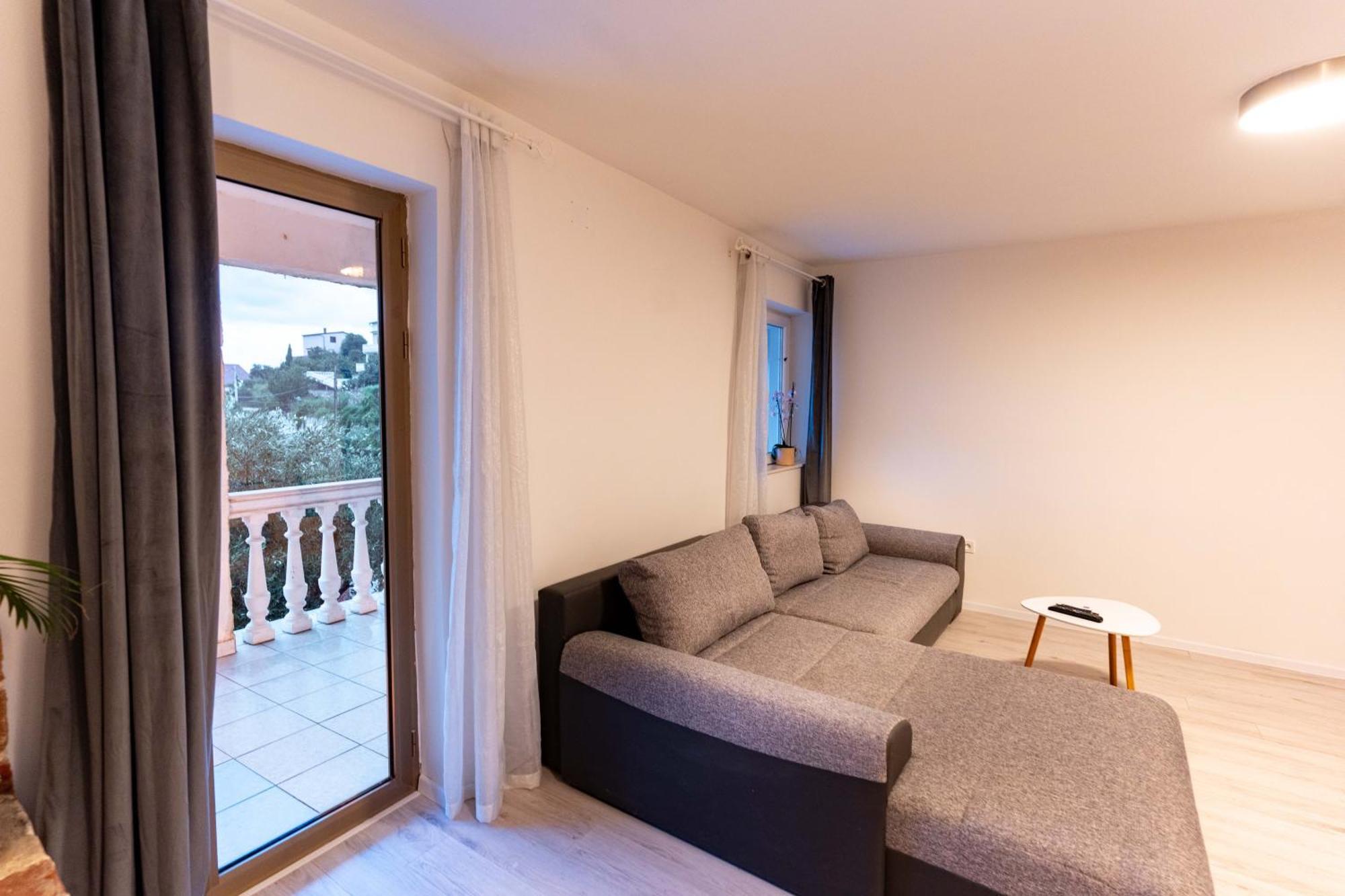 Grguric Apartments Palit Dış mekan fotoğraf